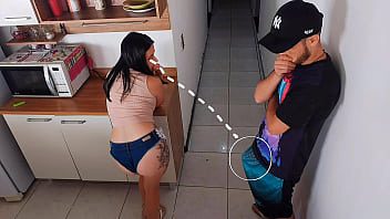 Trai meu marido transando com seu melhor amigo enquanto ele estava no banho, sexo arriscado